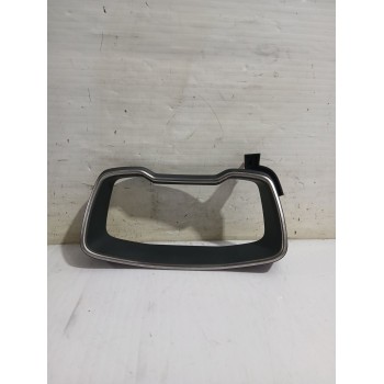 Recambio de moldura para toyota corolla station wagon (_e21_) 1.8 hybrid (zwe211) referencia OEM IAM 5541102C10  