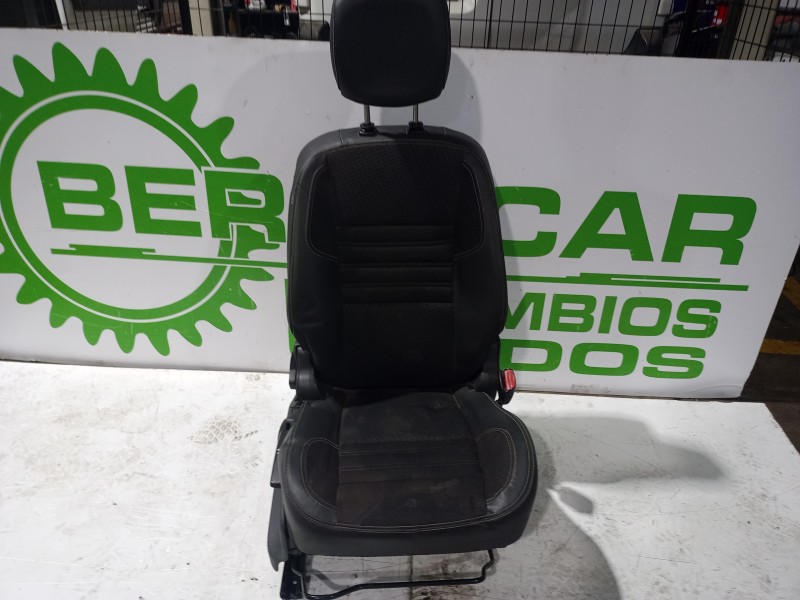Recambio de asiento delantero derecho para renault scenic iii xmod bose referencia OEM IAM 876112487R  