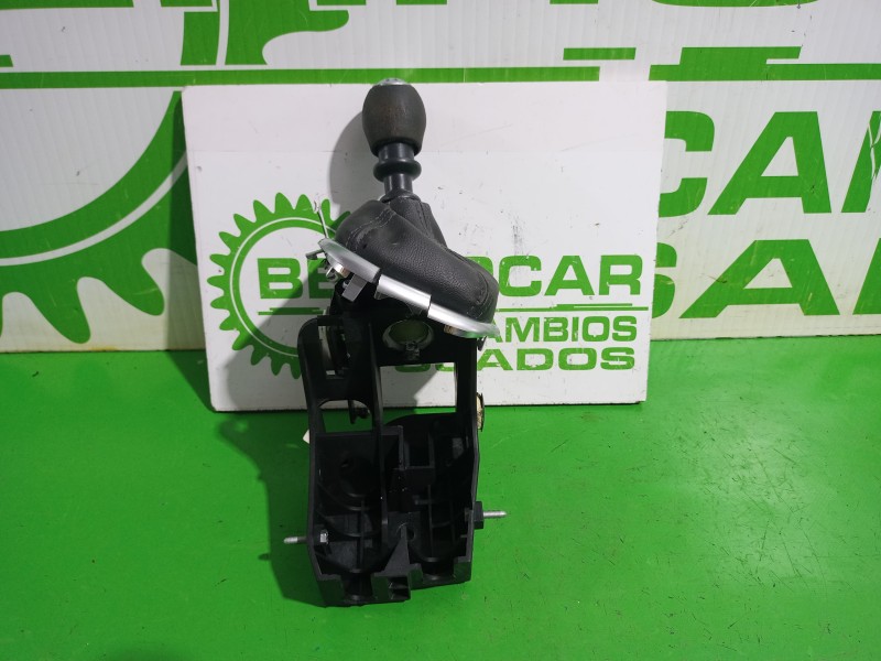Recambio de palanca cambio para renault scenic ii grand emotion referencia OEM IAM 8200749722  