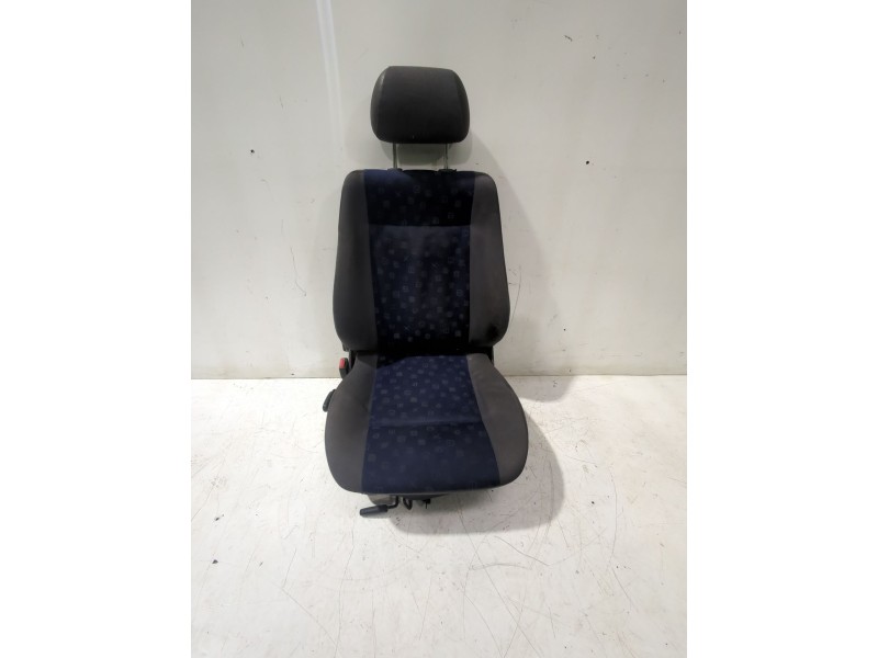 Recambio de asiento delantero izquierdo para seat ibiza ii (6k1) 1.9 sdi referencia OEM IAM 6K0881105  