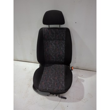 ASIENTO DELANTERO DERECHO 
