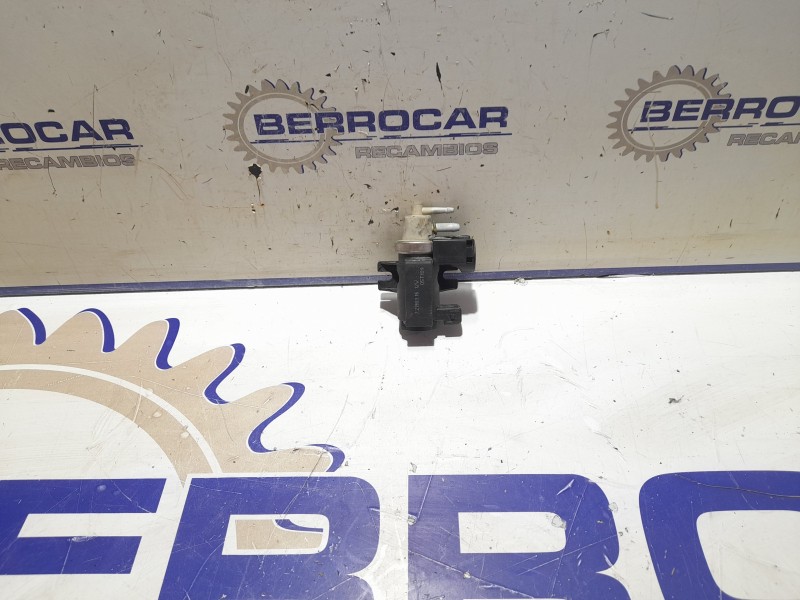 Recambio de valvula aire adicional para kia carens 2.0 turbodiesel cat referencia OEM IAM 72190316  