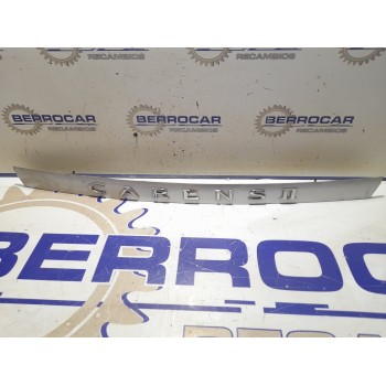 Recambio de molduras traseras para kia carens 2.0 turbodiesel cat referencia OEM IAM 0K2FB51270  