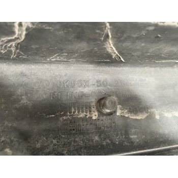 Recambio de refuerzo paragolpes trasero para kia carnival ii 2.9 crdi lx referencia OEM IAM 0K55X50261  