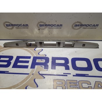 Recambio de molduras traseras para kia carens 2.0 turbodiesel cat referencia OEM IAM 0K2FB51270  