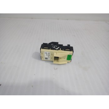 Recambio de mando elevalunas trasero derecho para kia niro (sg2) hybrid concept referencia OEM IAM 93581AT000  