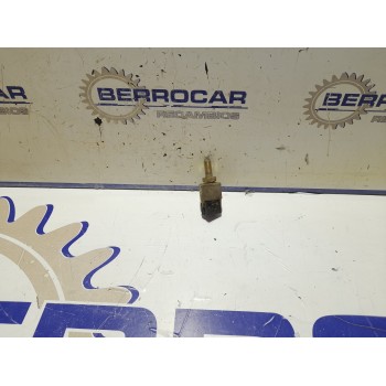 Recambio de interruptor para kia carens 2.0 turbodiesel cat referencia OEM IAM 0K20C66490A  