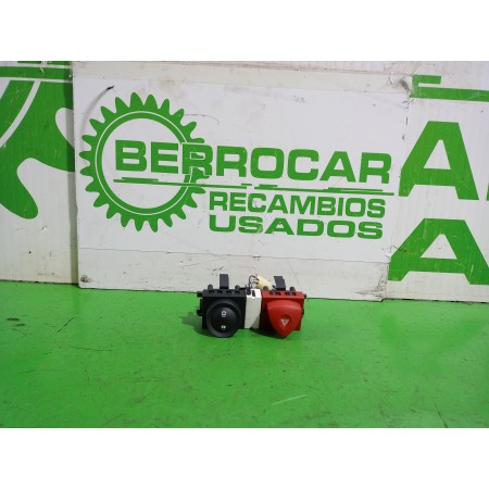 Recambio de warning para renault megane ii coupe/cabrio confort authentique referencia OEM IAM 8200407415  