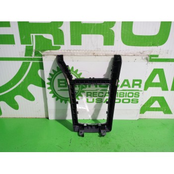 Recambio de moldura para opel astra h berlina elegance referencia OEM IAM 331985437  