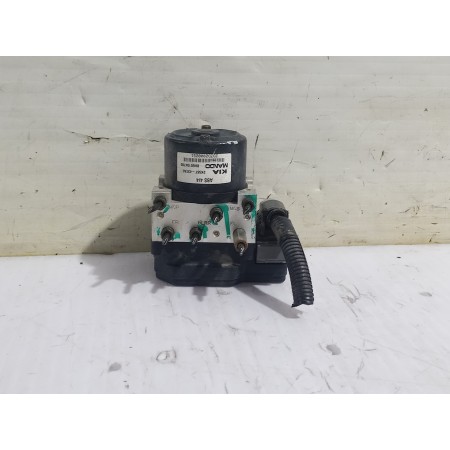 Recambio de abs para kia carnival ii 2.9 crdi lx referencia OEM IAM 2K56T437A0  