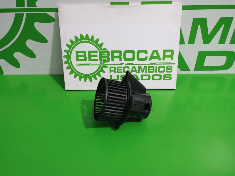 Recambio de motor calefaccion para citroën c4 berlina 1.6 16v hdi referencia OEM IAM B9506  