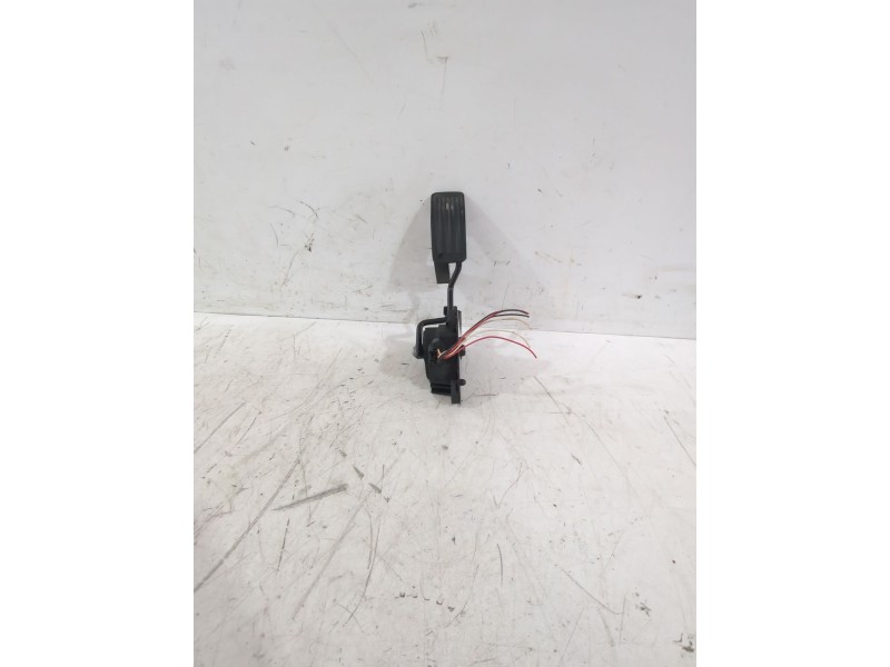 Recambio de pedal acelerador para nissan qashqai i (j10, nj10) 1.5 dci referencia OEM IAM 18002JD90D  