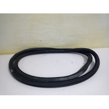 Recambio de goma contorno para volkswagen polo (6c1) a-polo referencia OEM IAM 6R3867911F5AP  