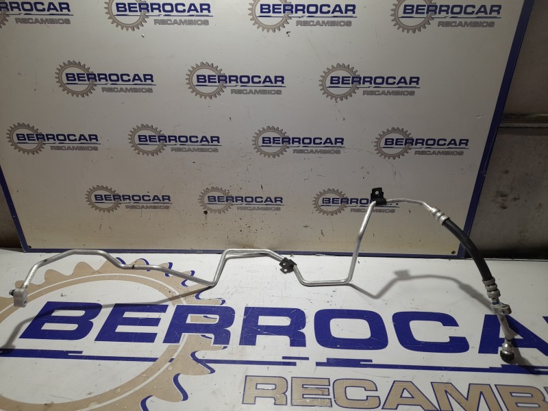 Recambio de tubos aire acondicionado para kia carens 2.0 turbodiesel cat referencia OEM IAM 0K2KB61460A  