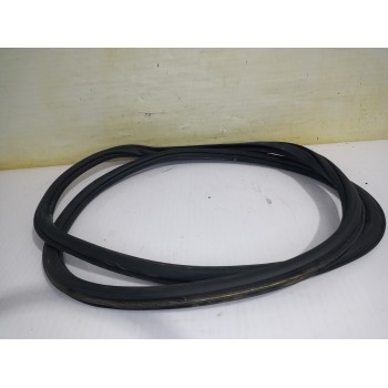 Recambio de goma contorno para volkswagen polo (6c1) a-polo referencia OEM IAM 6R3867912ESAP  