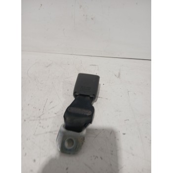 Recambio de enganche cinturon trasero izquierdo para peugeot 107 (pm_, pn_) 1.4 hdi referencia OEM IAM E034501  