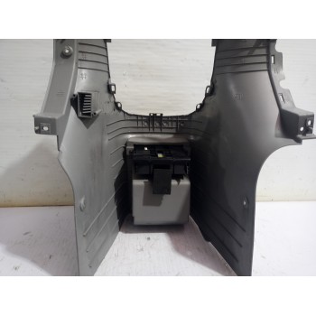 Recambio de guarnecido para kia carnival ii 2.9 crdi lx referencia OEM IAM 0K53A64071  