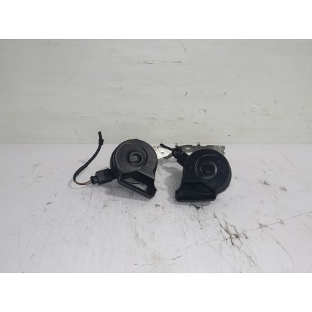 Recambio de claxon para volkswagen passat lim. (362) advance bluemotion referencia OEM IAM E30055307  