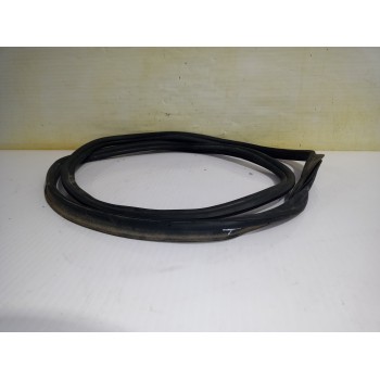 GOMAS CONTORNO PUERTA 6R6827705C 