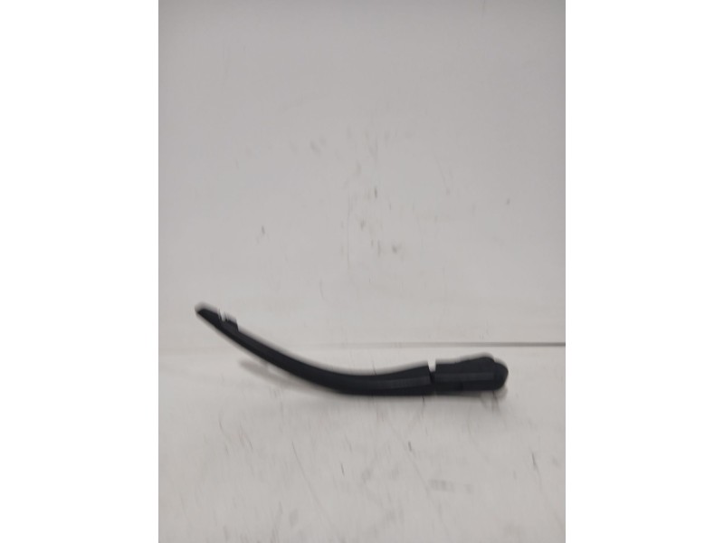 Recambio de brazo limpia trasero para peugeot 107 (pm_, pn_) 1.4 hdi referencia OEM IAM 852400H010  