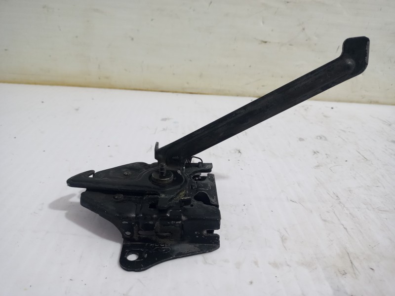 Recambio de cerradura capo para kia carnival ii 2.9 crdi lx referencia OEM IAM K53A56620B  