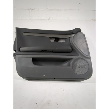 GUARNECIDO PUERTA DELANTERA IZQUIERDA 3R1867105 