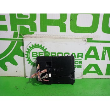 Recambio de caja reles / fusibles para renault megane ii coupe/cabrio confort authentique referencia OEM IAM 8200780018  