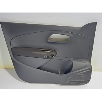 Recambio de guarnecido puerta delantera izquierda para volkswagen polo (6c1) a-polo referencia OEM IAM 6R4867011  