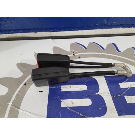 Recambio de anclaje cinturon para seat altea xl (5p5) 1.9 tdi referencia OEM IAM 1J0857488  