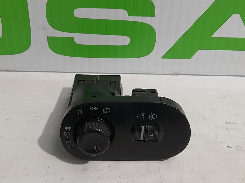 Recambio de mando luces para seat ibiza (6l1) 1.4 tdi cat (bnm) referencia OEM IAM 6L1941531AF  