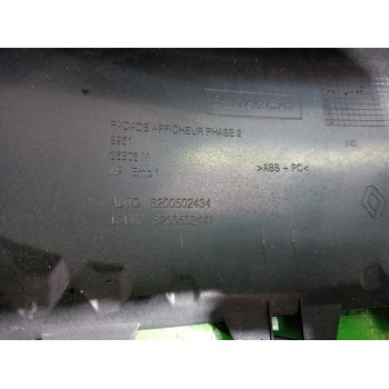 Recambio de moldura para renault megane ii coupe/cabrio confort authentique referencia OEM IAM 8200502434  