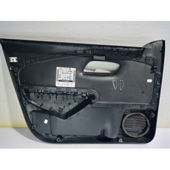 Recambio de guarnecido puerta delantera derecha para volkswagen polo (6c1) a-polo referencia OEM IAM 6R4867012  