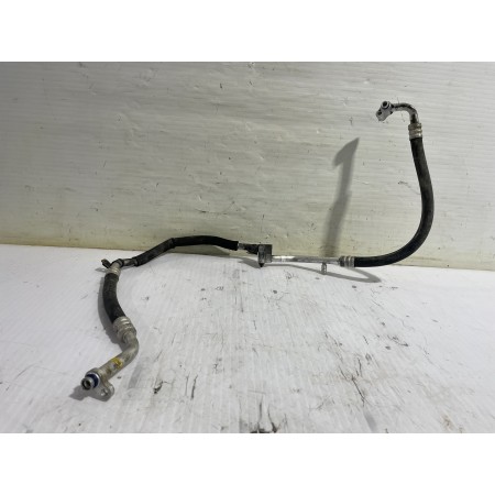 Recambio de tubos aire acondicionado para kia carnival ii 2.9 crdi lx referencia OEM IAM 0K56E61462A / 0K56E61468  