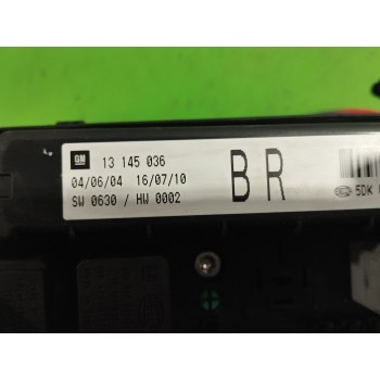 Recambio de caja reles / fusibles para opel astra h berlina essentia referencia OEM IAM 13145036  