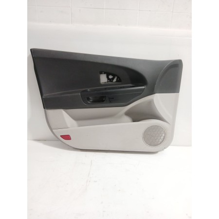 Recambio de guarnecido puerta delantera izquierda para kia cee´d hatchback (ed) 1.6 crdi 90 referencia OEM IAM 823101H000  