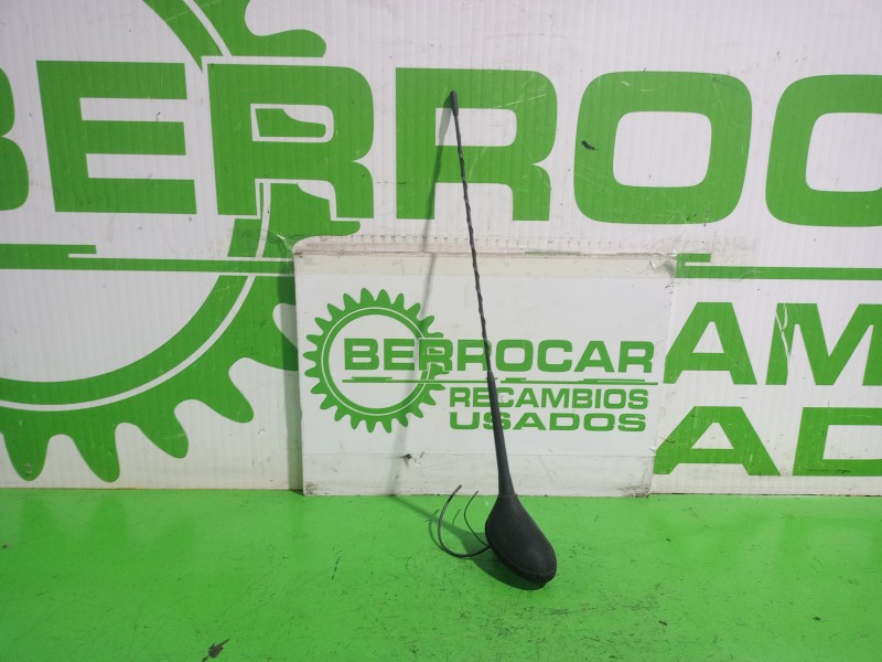 Recambio de antena para peugeot 307 (s1) xn referencia OEM IAM 921733002  