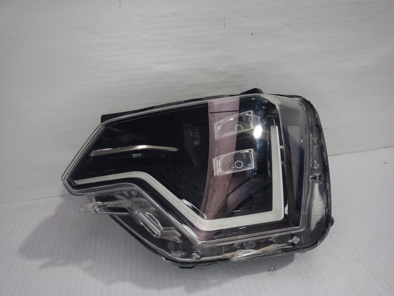 Recambio de faro izquierdo para kia niro (sg2) hybrid concept referencia OEM IAM 92101AT100  