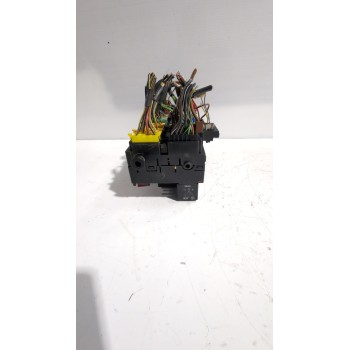 Recambio de caja reles / fusibles para volkswagen golf v (1k1) 2.0 fsi referencia OEM IAM 357937039  