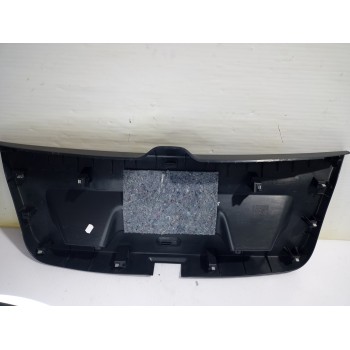 Recambio de guarnecido porton trasero para volkswagen polo (6c1) a-polo referencia OEM IAM 6R6867601A  