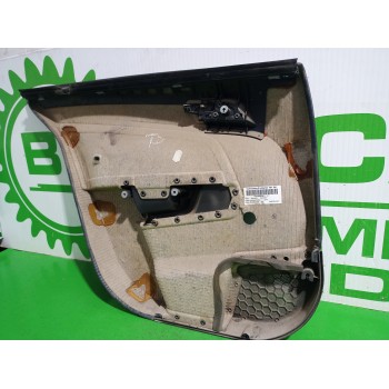 Recambio de guarnecido puerta trasera derecha para opel astra h berlina elegance referencia OEM IAM 13153918  