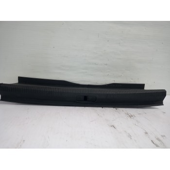 Recambio de moldura para volkswagen passat lim. (362) advance bluemotion referencia OEM IAM 3C5863459  