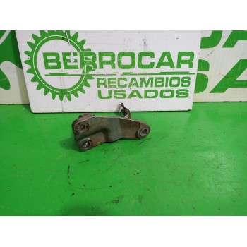 Recambio de soporte para renault scenic ii grand emotion referencia OEM IAM 8200371715  