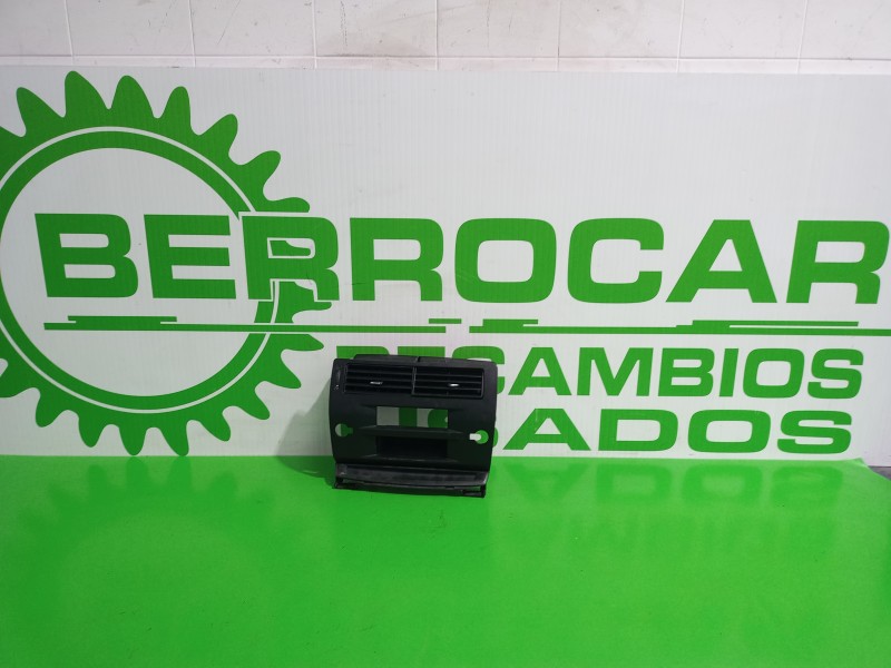 Recambio de rejilla aireadora para citroën c4 berlina 1.6 16v hdi referencia OEM IAM 9682150977  