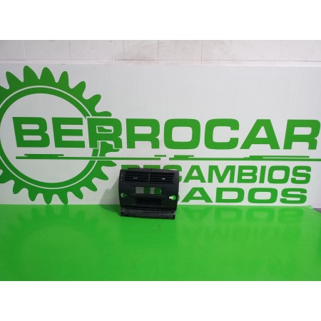 Recambio de rejilla aireadora para citroën c4 berlina 1.6 16v hdi referencia OEM IAM 9682150977  