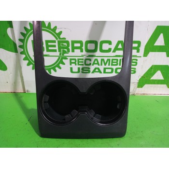 Recambio de posavasos para kia sorento i (jc) 2.5 crdi referencia OEM IAM 846663E500  