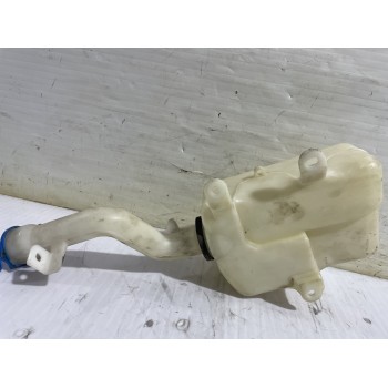 Recambio de deposito limpia para kia carnival ii 2.9 crdi lx referencia OEM IAM K55267480K  