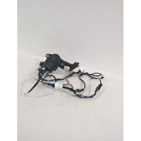 Recambio de cableado para toyota corolla station wagon (_e21_) 1.8 hybrid (zwe211) referencia OEM IAM 821520ZU30D  