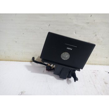 Recambio de cenicero para kia carnival ii 2.9 crdi lx referencia OEM IAM K53A6461000  