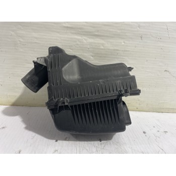 Recambio de caja filtro aire para kia carnival ii 2.9 crdi lx referencia OEM IAM K52A13320  