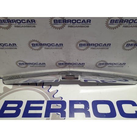 Recambio de molduras traseras para opel astra h ber. referencia OEM IAM 13223917  